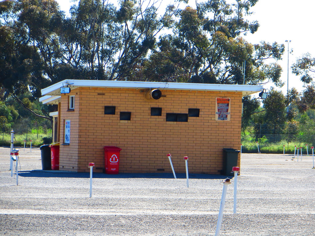 Wallis Mainline DriveIn Cinema For some unknown reason, o… Flickr