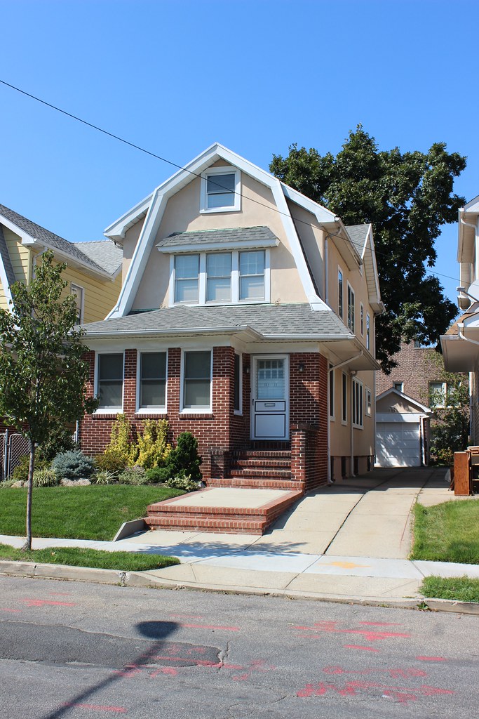 15111 85th Ave., Briarwood Dutch Revival House (1926) 151… Flickr