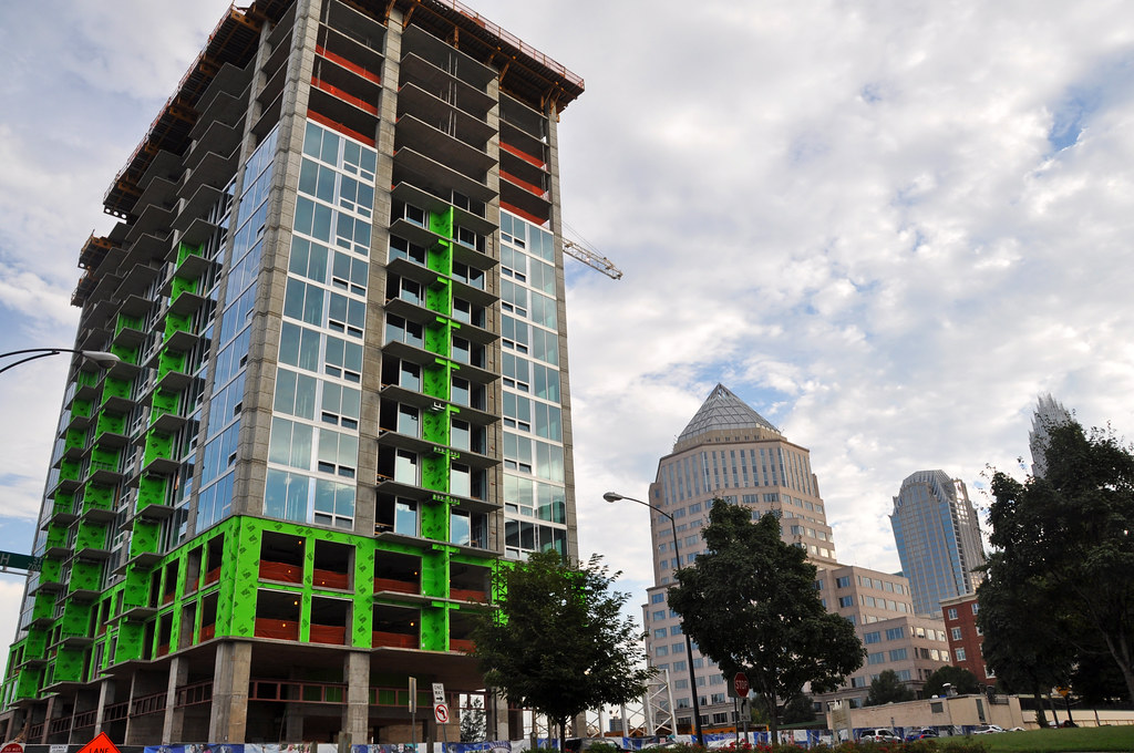 Charlotte Skyhouse construction Charlotte, NC James Willamor Flickr