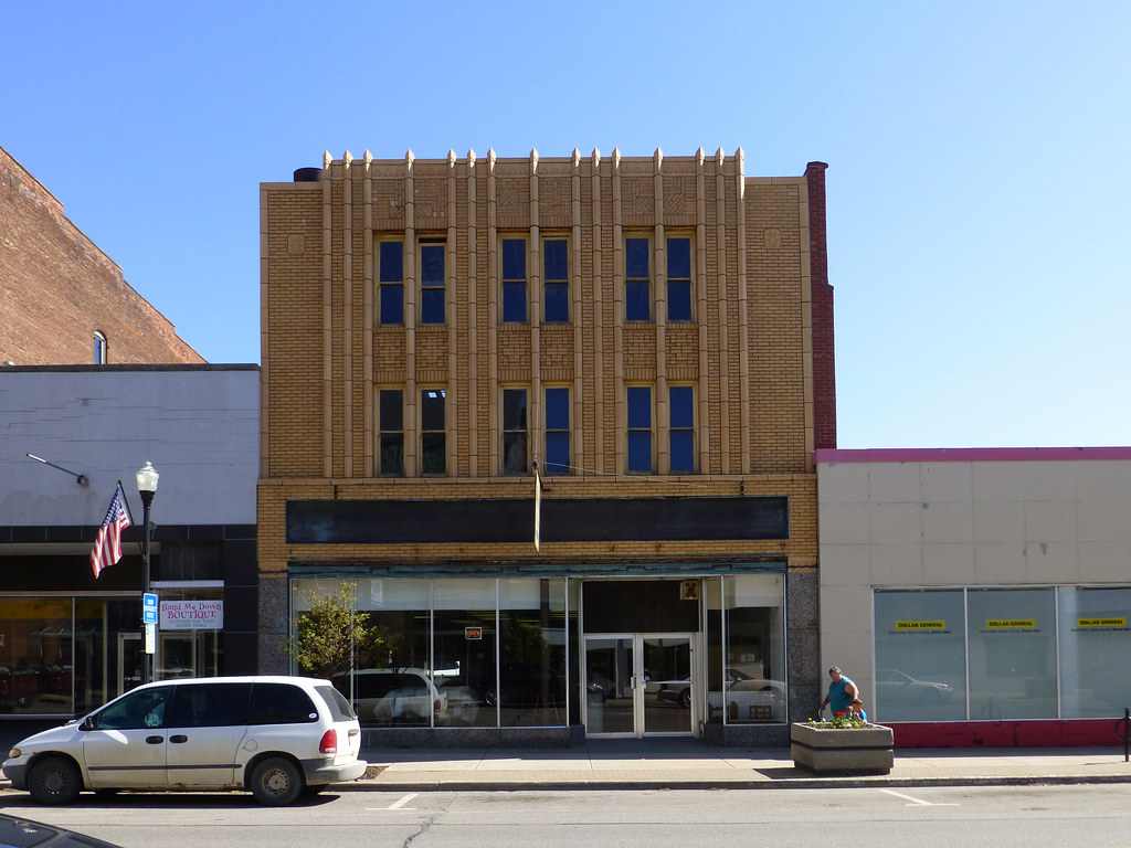 Quincy, IL former Scott Stores 5 & 10 Showing Woolworth's … Flickr