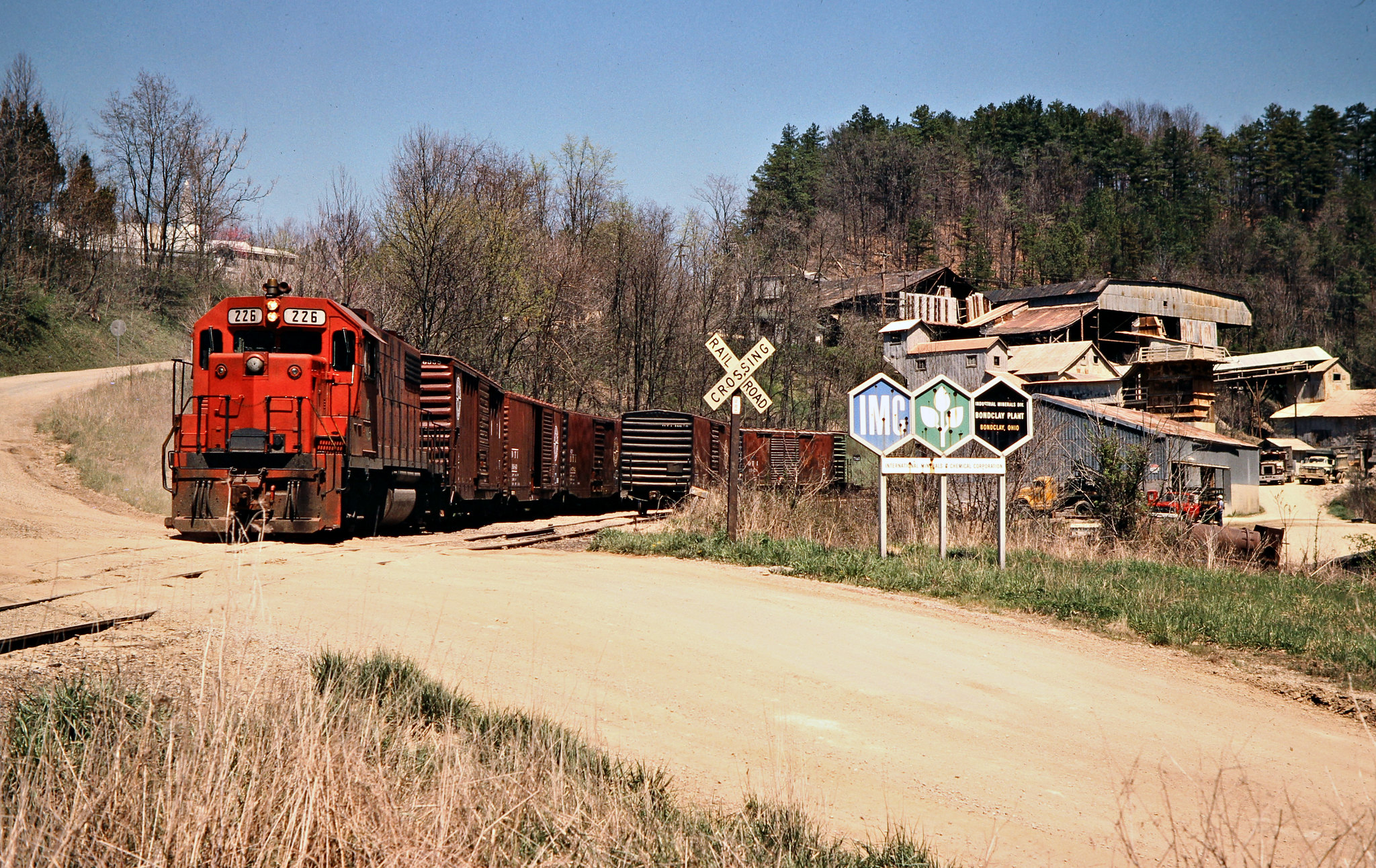 Detroit, Toledo and Ironton Railroad by John F. Bjorklund Center for