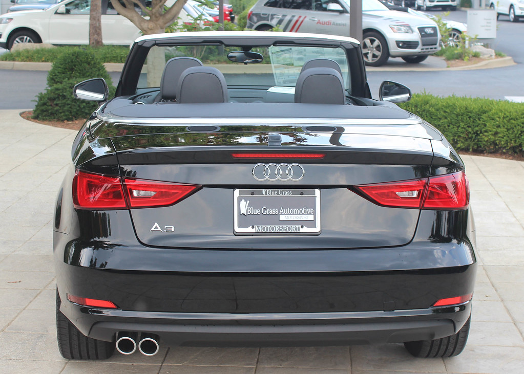 0385124 Blue Grass Automotive Flickr