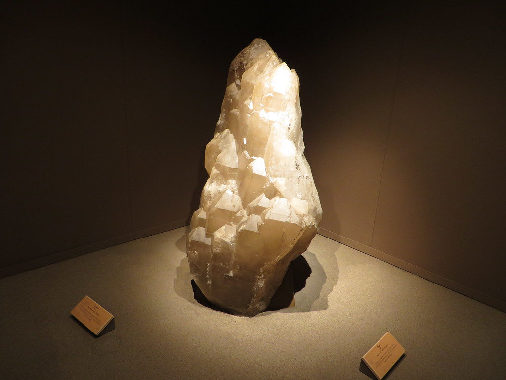 Hall of Geology, Gems, and Minerals, National Museum of Na… Flickr
