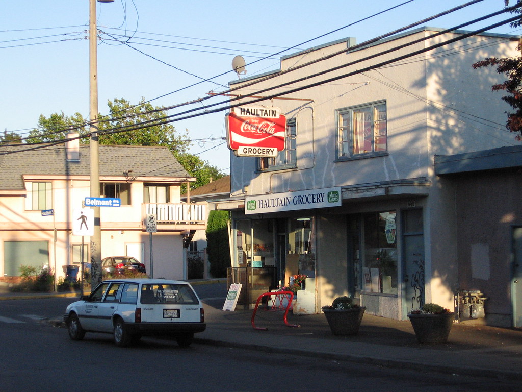 Haultain Grocery in Victoria A corner store in Victoria, B… Flickr