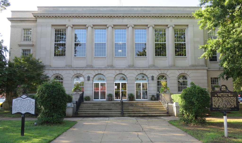Johnson County Courthouse (Clarksville, Arkansas) This spl… Flickr