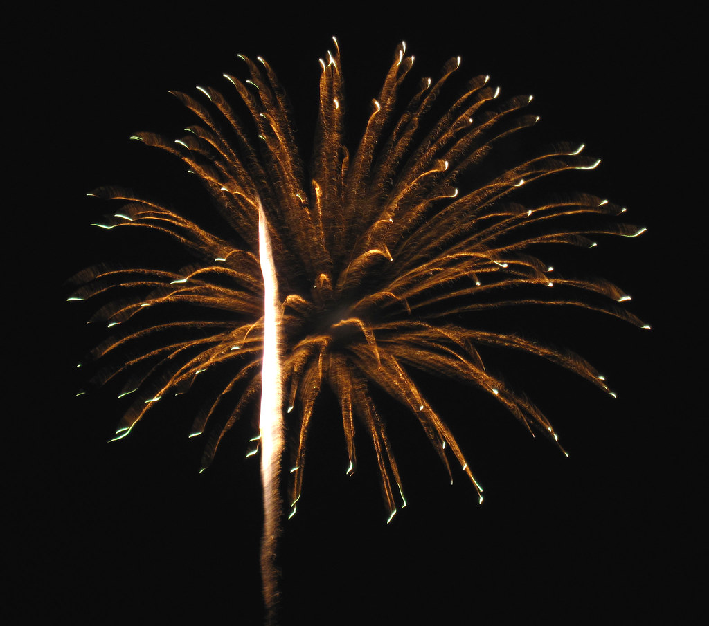 Fireworks (June 2010) (Licking Valley High School, Ohio, U… Flickr