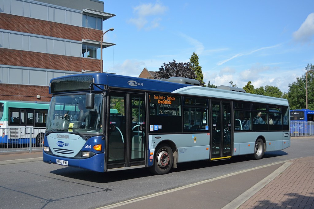 554 YN55 PWL Crawley Bus Station Solenteer Flickr