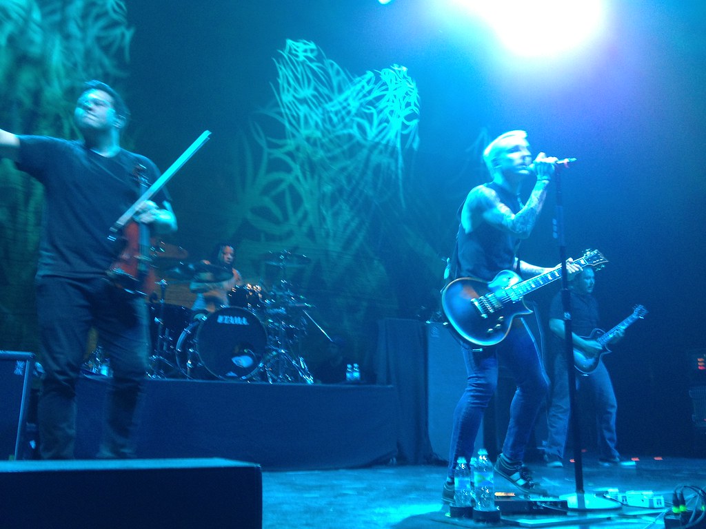 Yellowcard Yellowcard perform at the Plaza Condesa in Mexi… Flickr