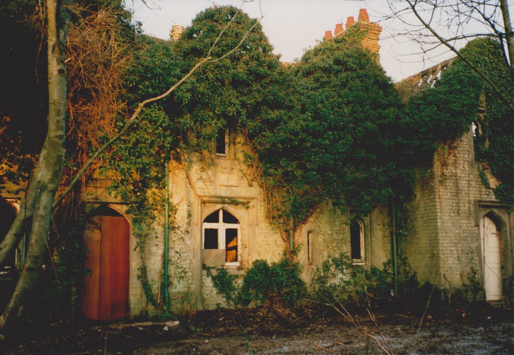 Lady Wimborne Cottages, Willet Road www.google.co.uk/maps/… Flickr
