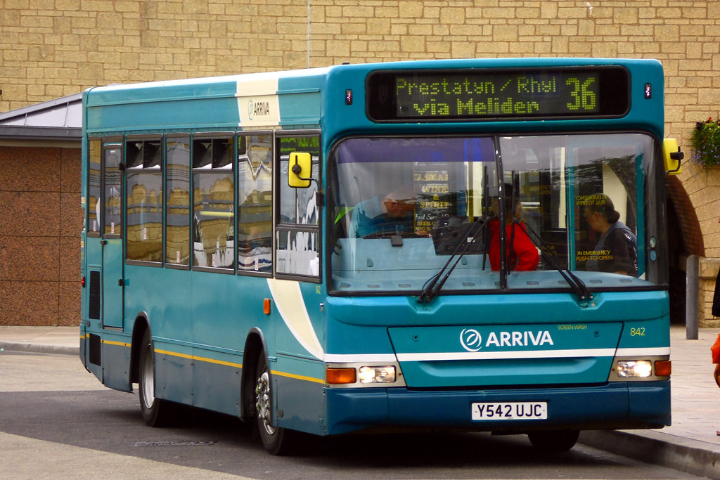Arriva Buses Wales 842 Y542UJC Rhyl Bus Station Flickr