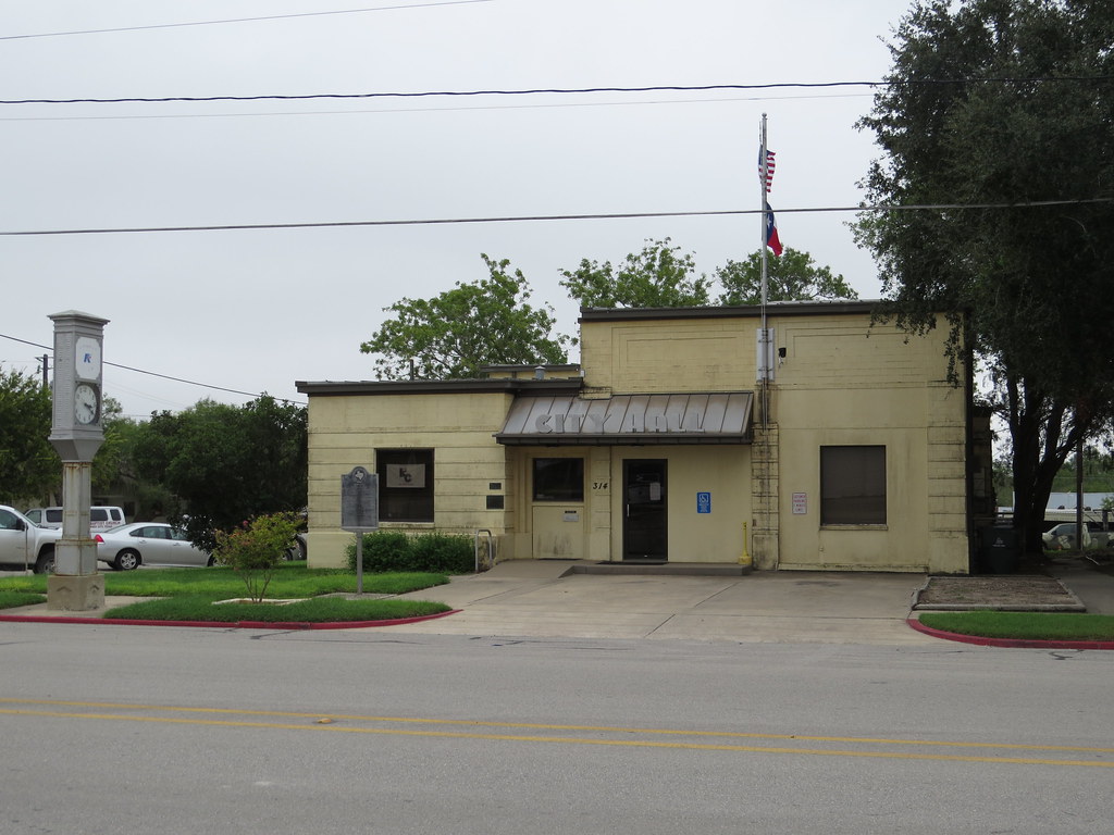 City Hall, Karnes City, TX Karnes City Hall Kevin Thomas Boyd Flickr