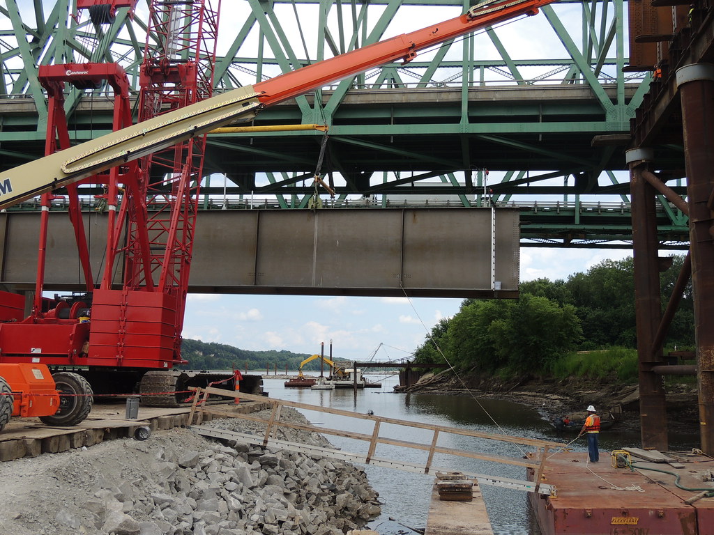 027 Boone Bridge Construction August 2014 Missouri Department of