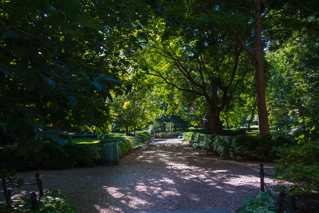 Gramercy Park, Manhattan NYC's Only Private Park is fabulo… Flickr