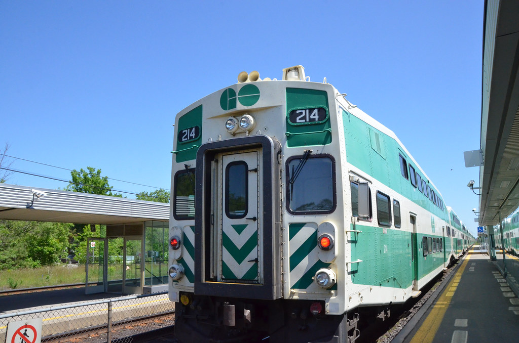 GO Transit 214 Cab Car (19831984) BiLevel Series II Car B… Flickr