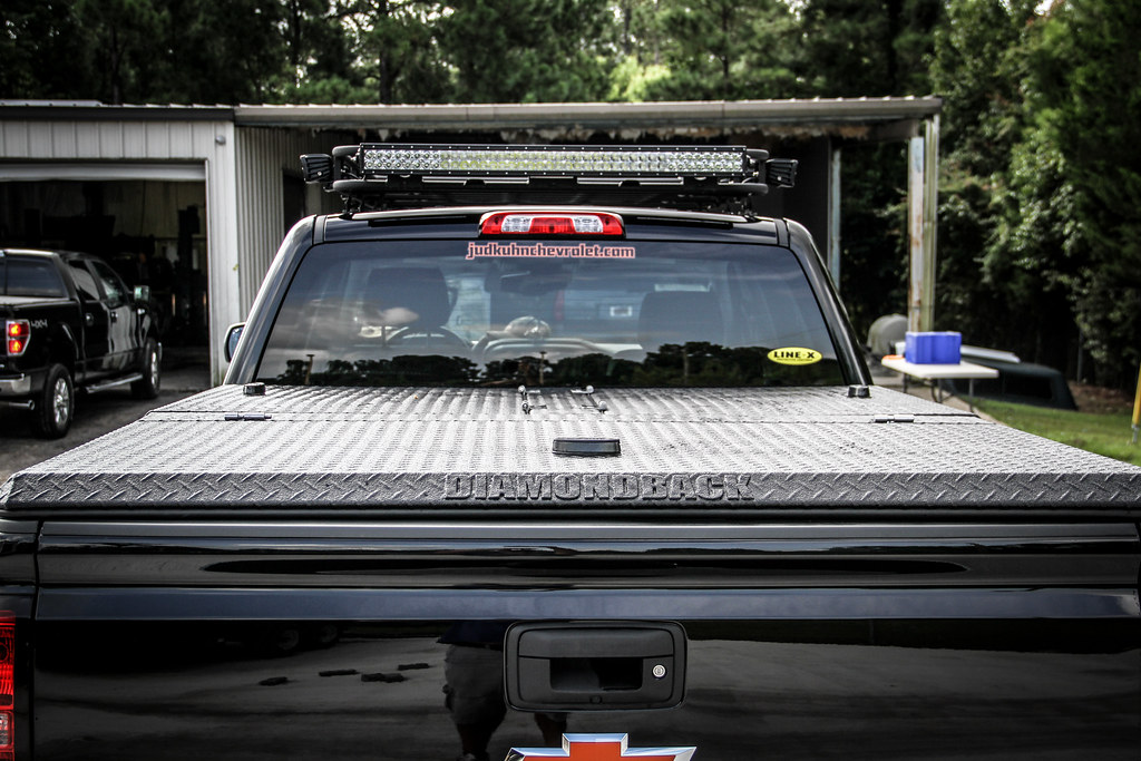 Hard Truck Bed Cover On Silverado A black DiamondBack 270 … Flickr