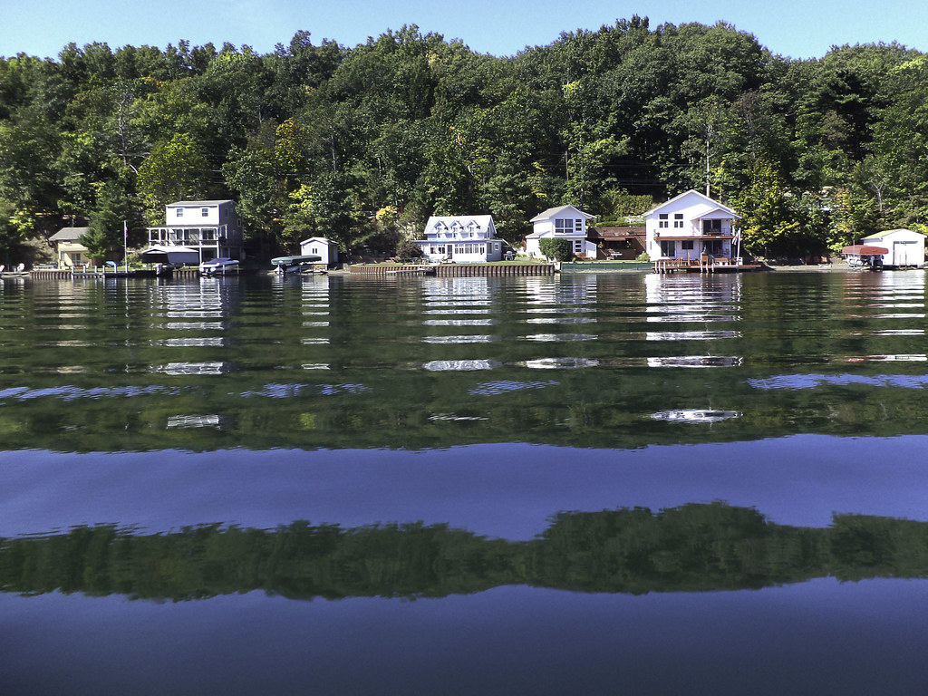 Cottages on Keuka in the fall Keuka Lake NY mamanat Alison