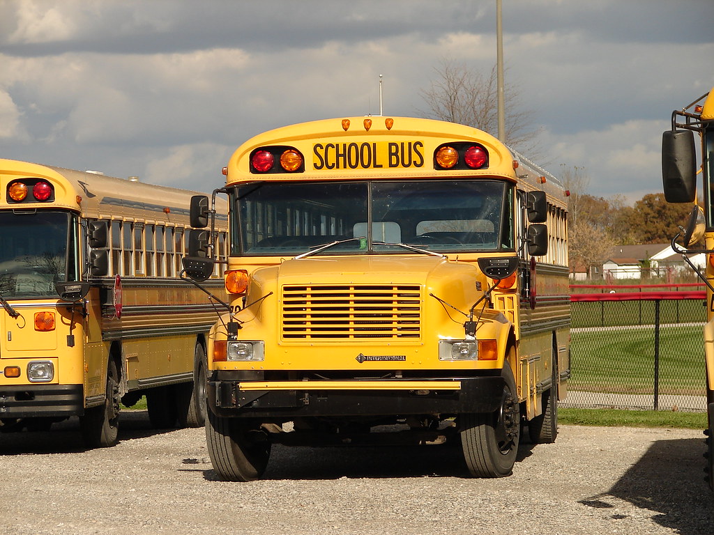 SunmanDearborn Community Schools 70 (2) Cincinnati NKY Buses Flickr