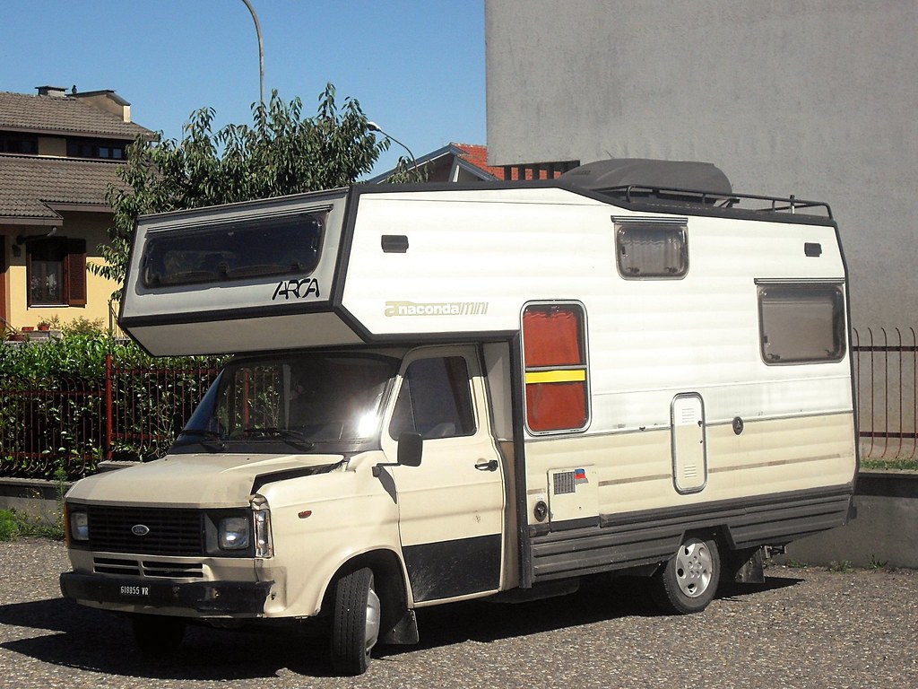 Ford Transit 2.4 D 1982 Camper Arca Anaconda Mini su base … Flickr