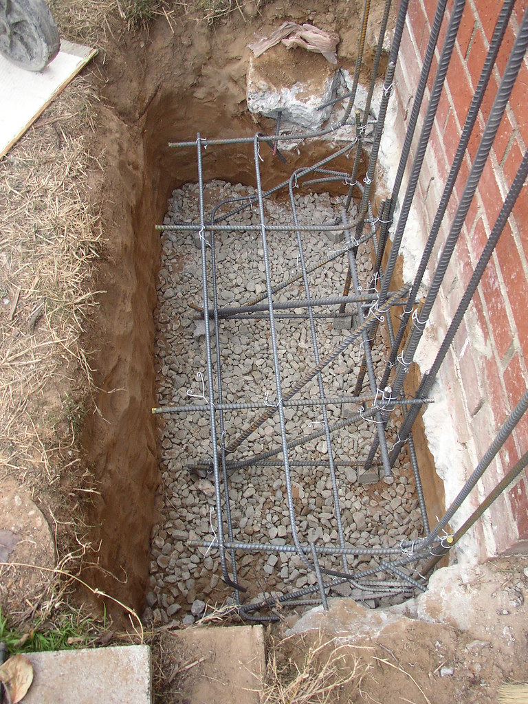 footingrebars 3, 4, and 5 rebars are framed for verti… Flickr