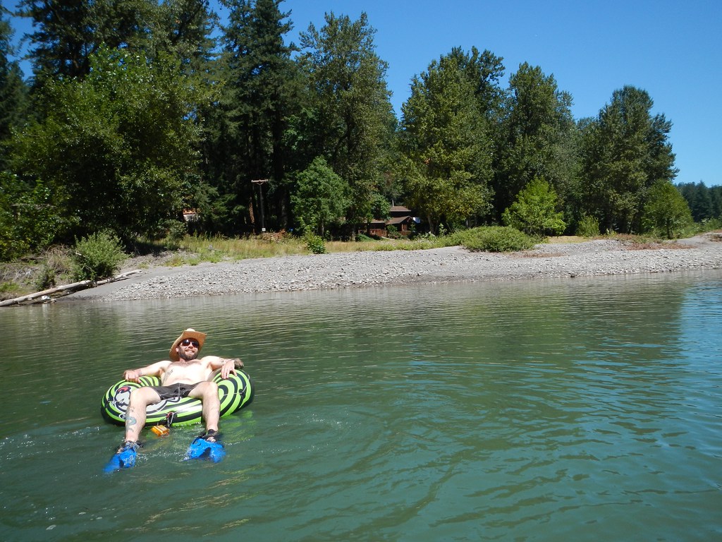 Portland Blaine's Birthday Float Sandy River Float in cel… Flickr