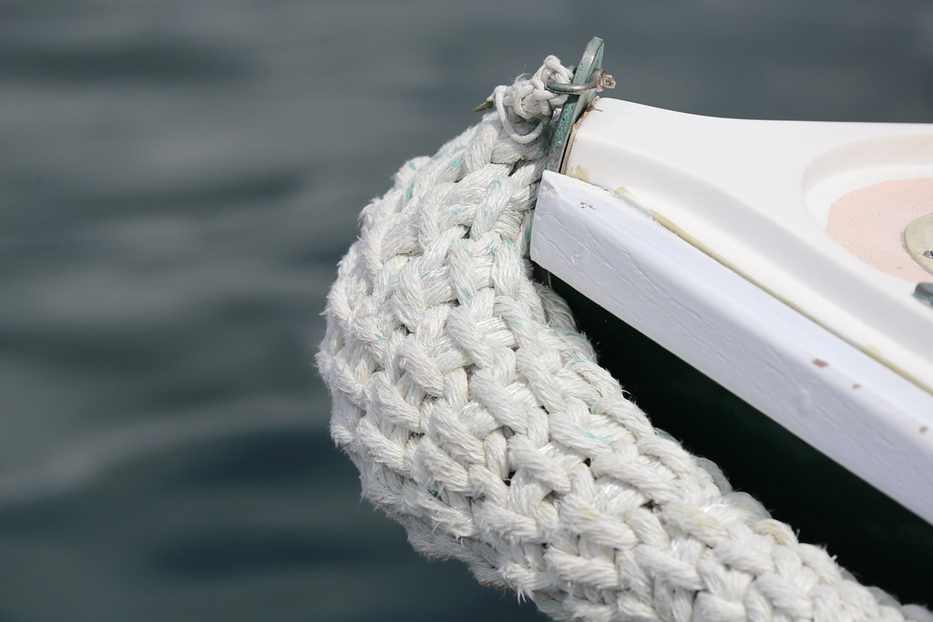 Rope Fender This is a classic rope fender on a work boat a… Flickr