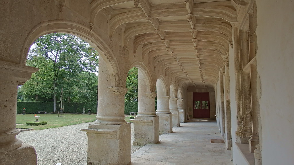 DSCF9041 Château de DampierresurBoutonne (CharenteMarit… Flickr