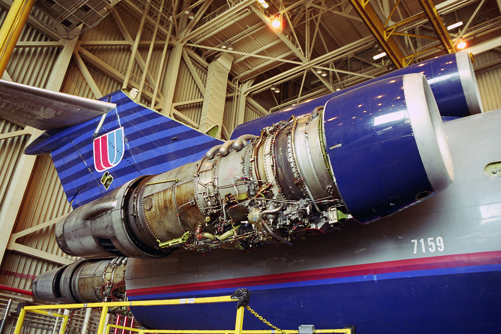JT8D-15, UAL 727-222 N7259U | Pratt & Whitney JT8D-15 engine… | Flickr