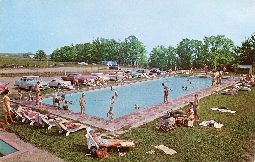 Égaré Motel, Neuville, Québec Québechrome Flickr