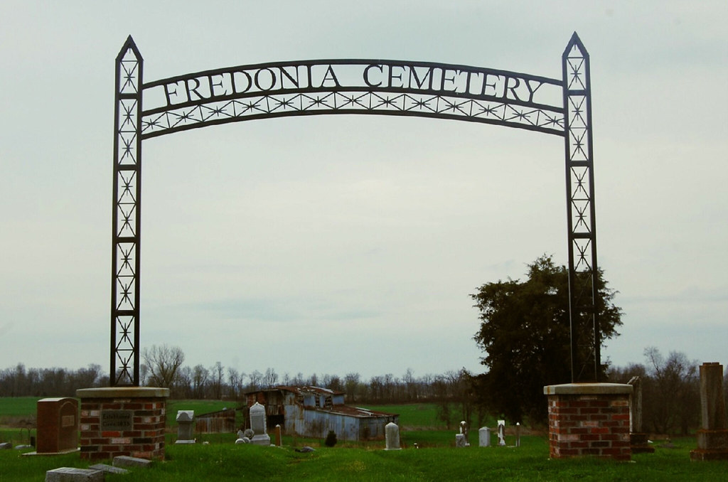 Fredonia Cemetery Fredonia Cemetery Fredonia, Kentucky... Midnight