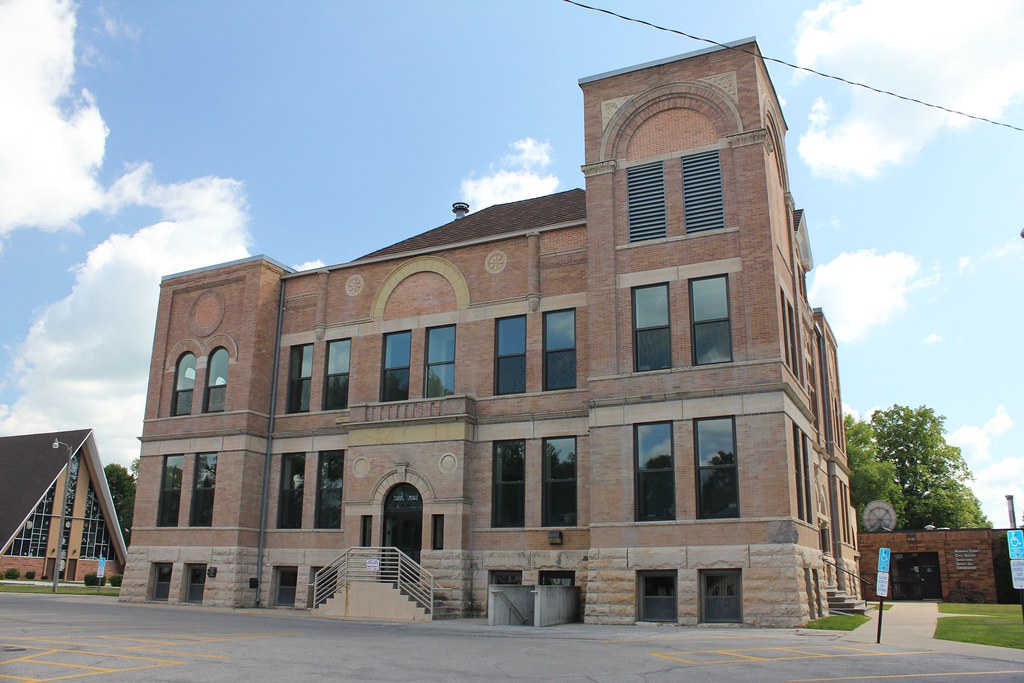 Hancock County Courthouse Garner, IA Tom McLaughlin Flickr