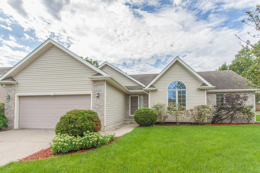 12220 Oak Brook Dr, Urbandale, IA 50323 Flickr