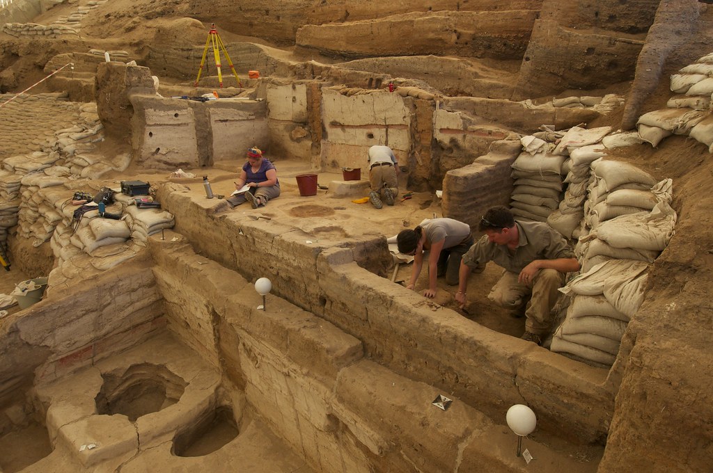 Excavating Building 80 Çatalhöyük Flickr