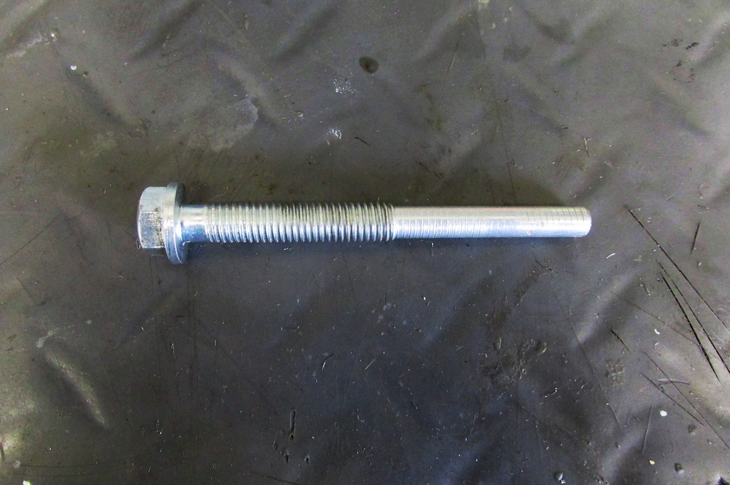 Alternator Rotor Removal Bolt . Brook Reams Flickr
