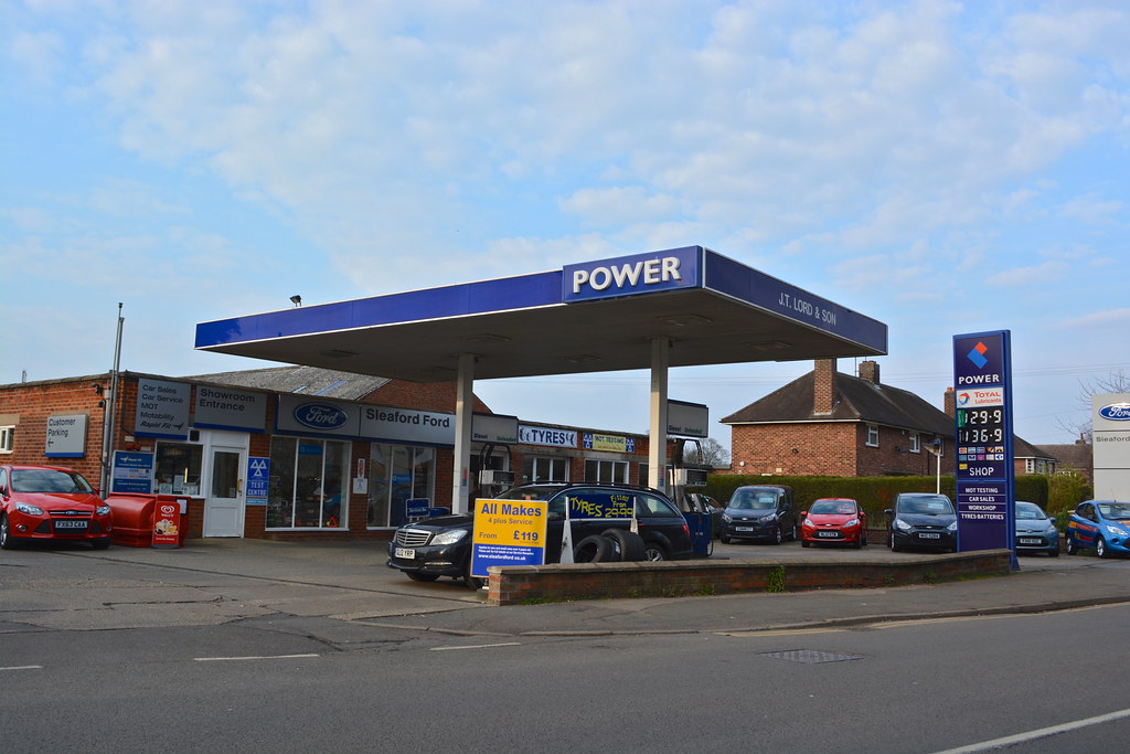 Power, Boston Road Sleaford Lincolnshire 2014. Dan Lockton… Flickr