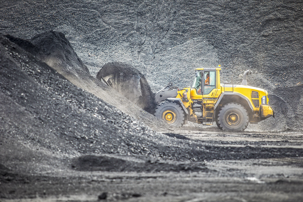 L180G Coal 15 Stevens Equipment Rental Flickr