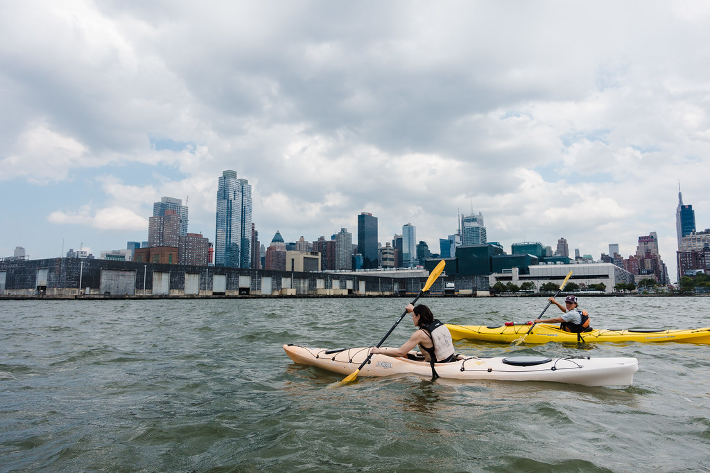 Kayaking across the Hudson River with Manhattan Kayak Comp… Flickr