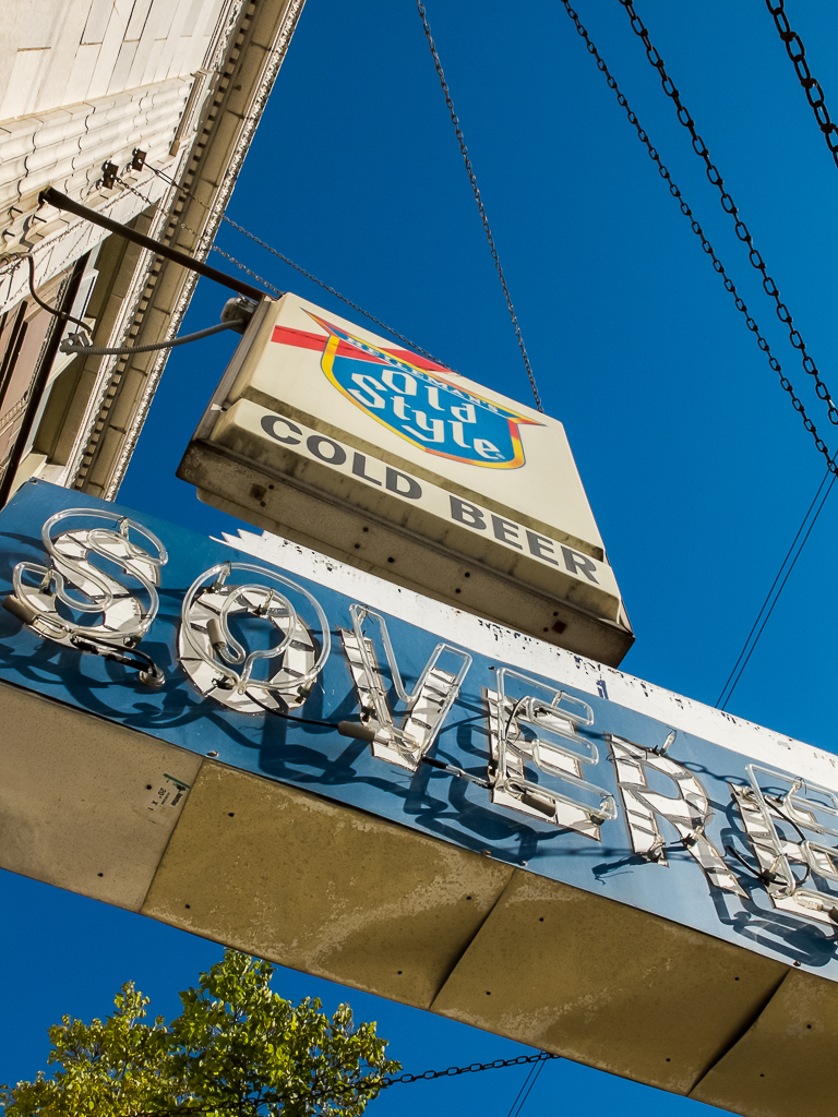 Broadway and Granville, Chicago Mike McCawley Flickr