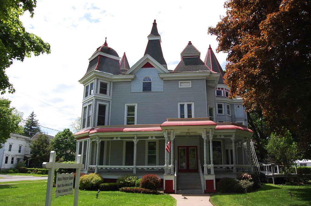 Main Street Oneida, NY Front View This marvelous old h… Flickr
