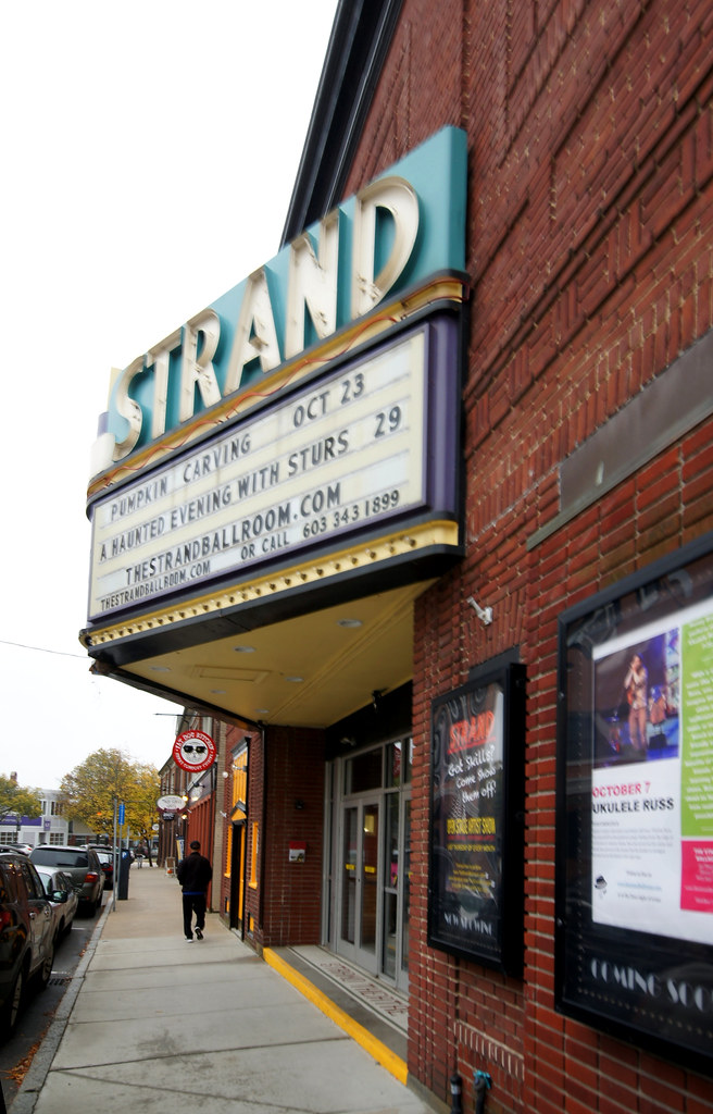 STRAND Dover, New Hampshire The Strand Theater originally … Flickr