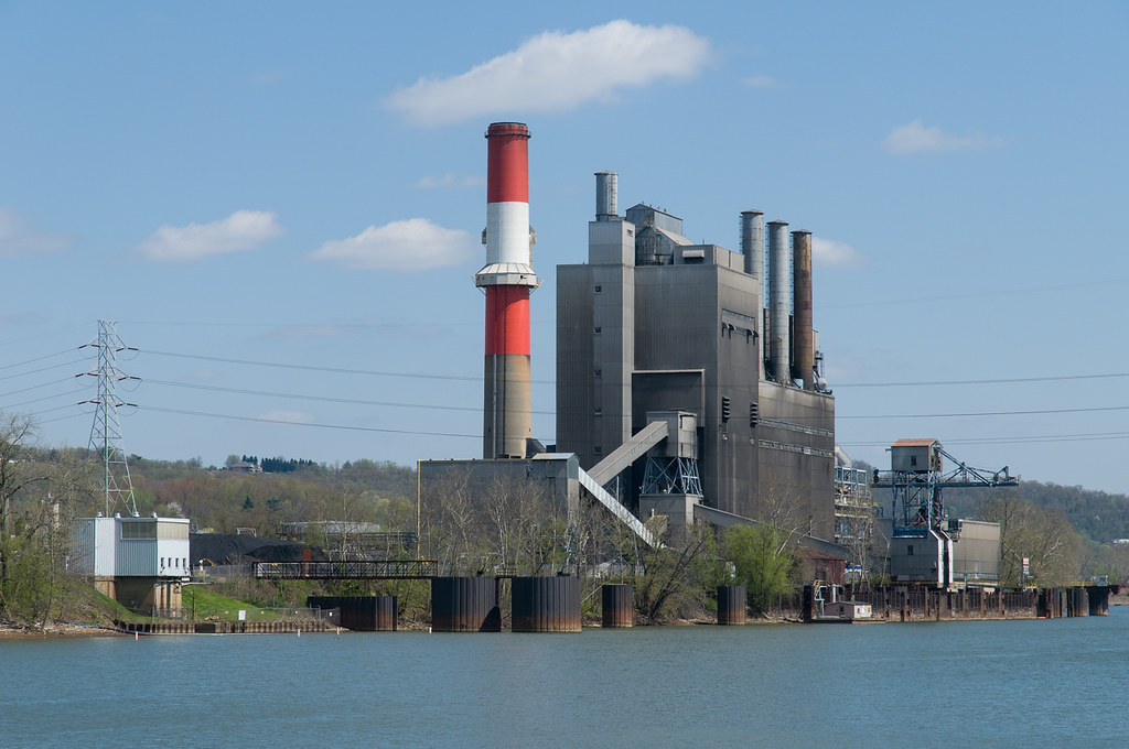 Mon Subdivision, Bunola, PA. Dormant GenOn Energy's 510 Me… Flickr