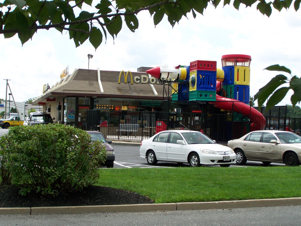 100_0120 3501 Highway 42,Blackwood,New Jersey ncokecan Flickr