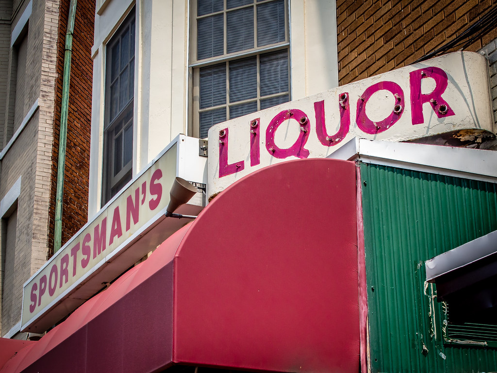 Sportsman's Liquor 35/365 ctj71081 Flickr