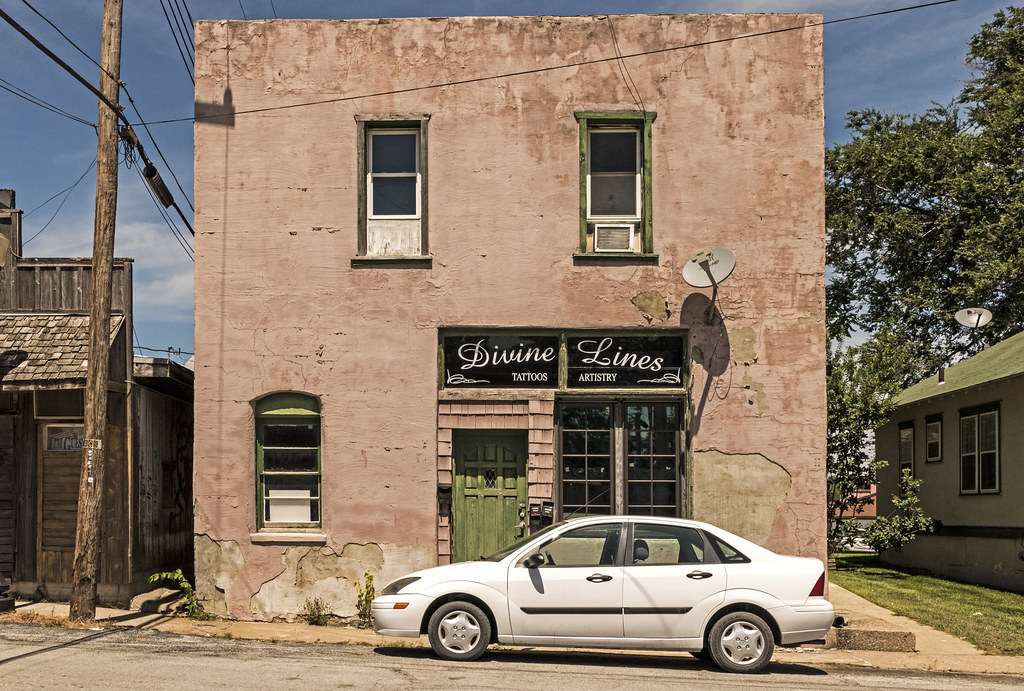 DIVINE DECAY DIVINE DECAY Plattsburg, Missouri Copyrig… Flickr