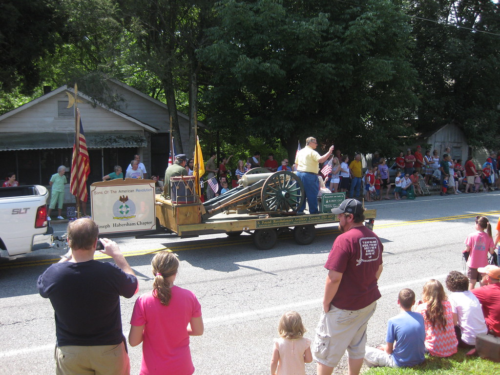 2014 July 4th Demorest Parade With 1916 Ford HowardAndLucyDavis Flickr