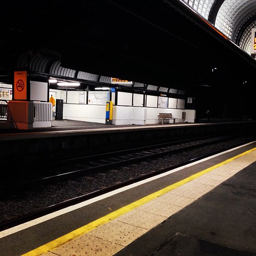 Ilford Road Metro at Night, Jesmond Jesmond Newcastle M… Flickr