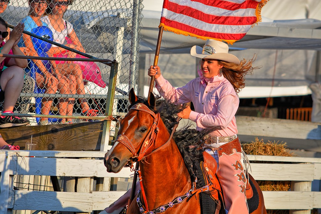 2014 Benton County Fair & Rodeo Queen carrying the America… Flickr