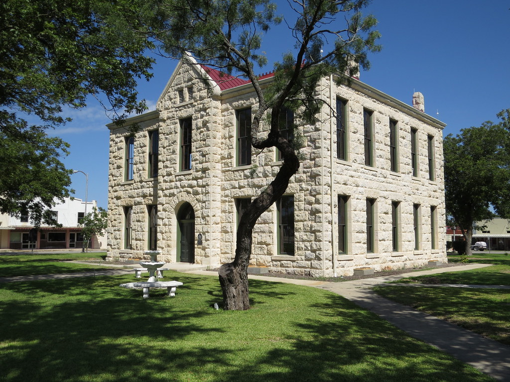 County Courthouse, Rocksprings, TX Edwards County Courthou… Flickr
