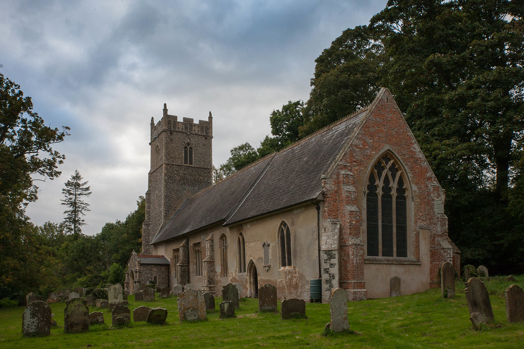 brampton church St Peter's Church, Brampton Part of the Hu… Flickr