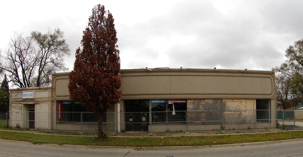 Town of Lake Furniture, Oak Lawn, Illinois Town of Lake Fu… Flickr