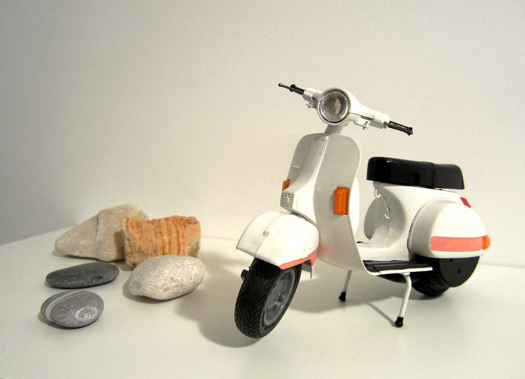 Restoration completed An old model kit that a dear friend … Flickr